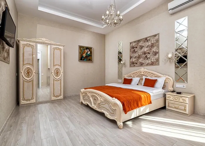 2 Bedroom Apartment Tykha Street City Center With Parking Place