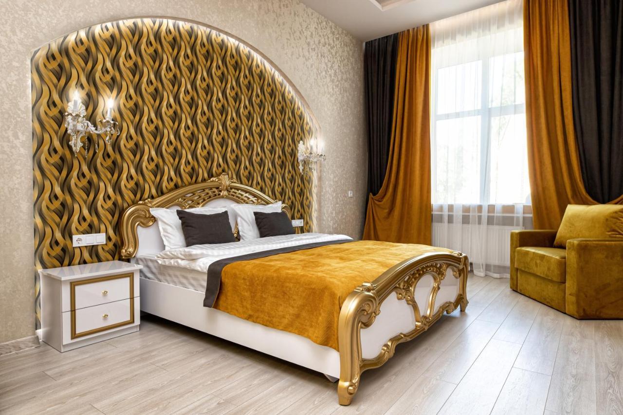 Apartment 2 Bedroom Tykha Street Center With Parking Place *